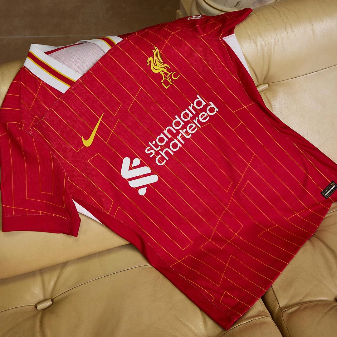 Liverpool FC shirt 24/25