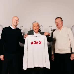 Ajax Sjaak Swart Limited Edition Shirt: 888 stuks, uitverkocht in een uur