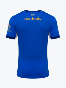 Portsmouth thuisshirt 2026-2027 eert eeuw stadsrechten