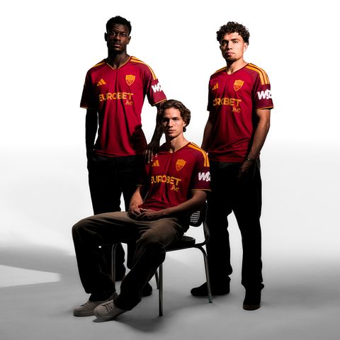 AS Roma thuisshirt 2026-2027 close-up