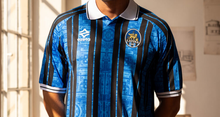 Latina Calcio thuisshirt 2026-2027