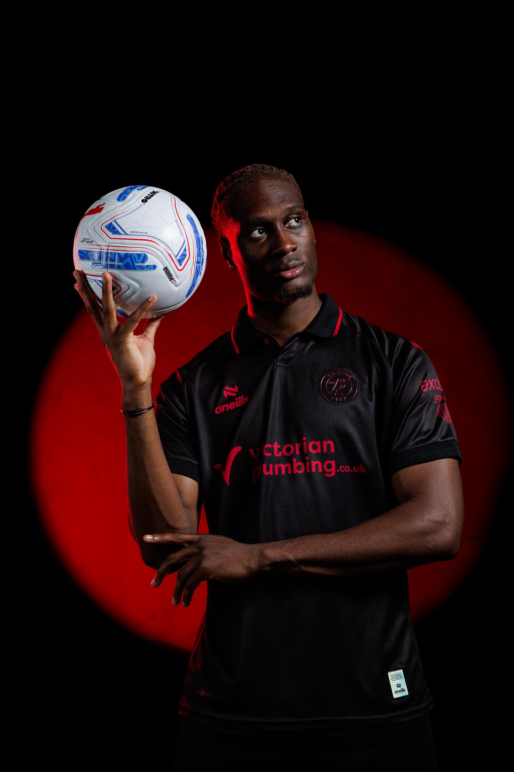 Bristol City derde shirt 2026-2027