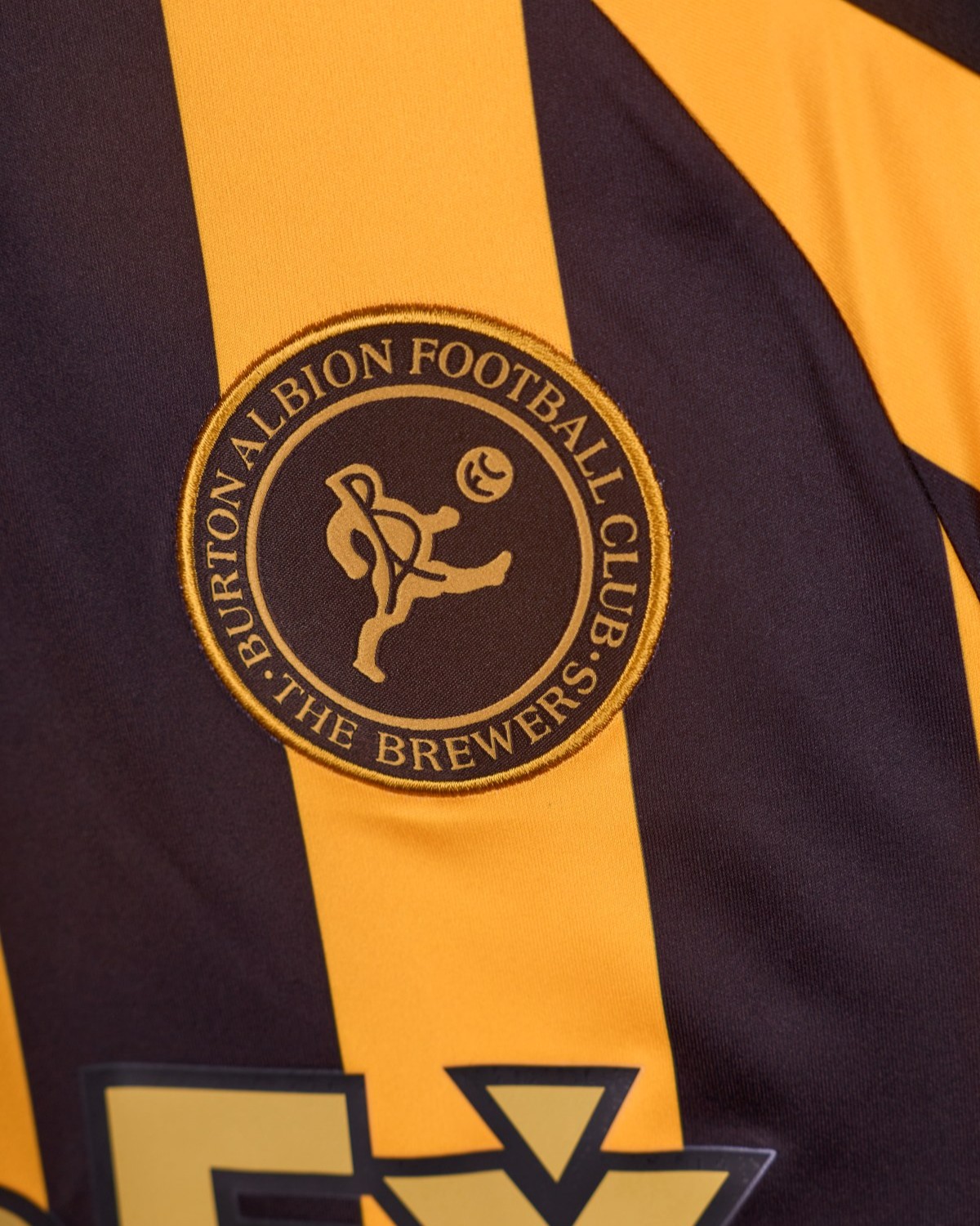 Burton Albion thuisshirt 2026-2027