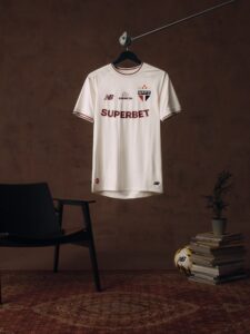 Gebroken wit en 96 jaar: São Paulo derde shirt 2026-2027
