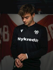 Jaren negentig leven voort in AaB uitshirt 2026-2027
