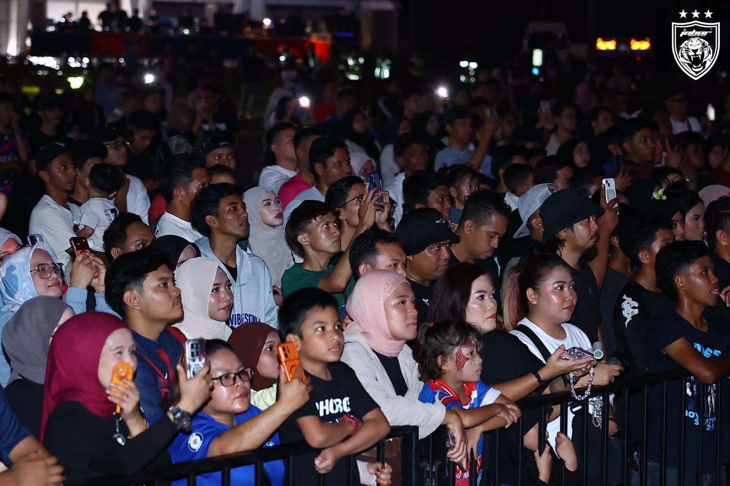 Johor Darul Ta'zim uitshirt 2026-2027