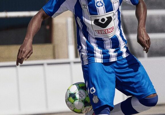 Esbjerg fB thuisshirt 2026-2027