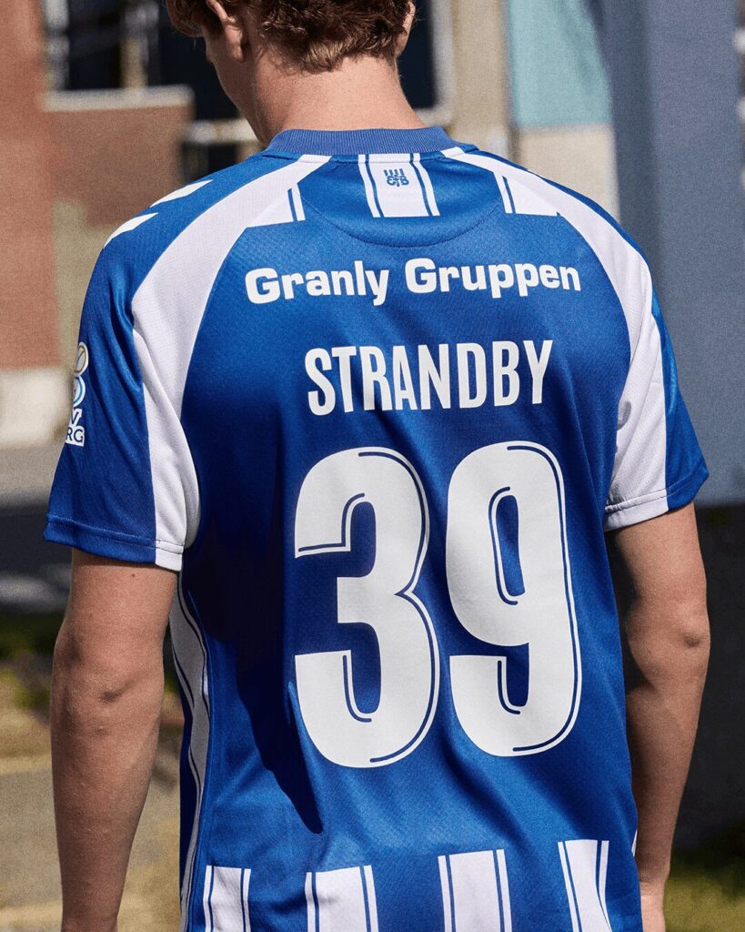 Esbjerg fB thuisshirt 2026-2027