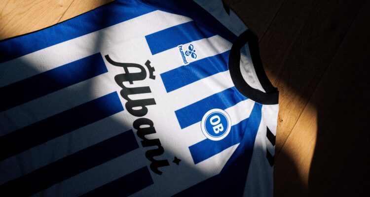 Odense Boldklub thuisshirt 2026-2027