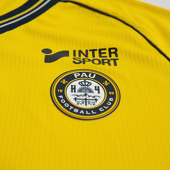 Pau FC thuisshirt 2026-2027