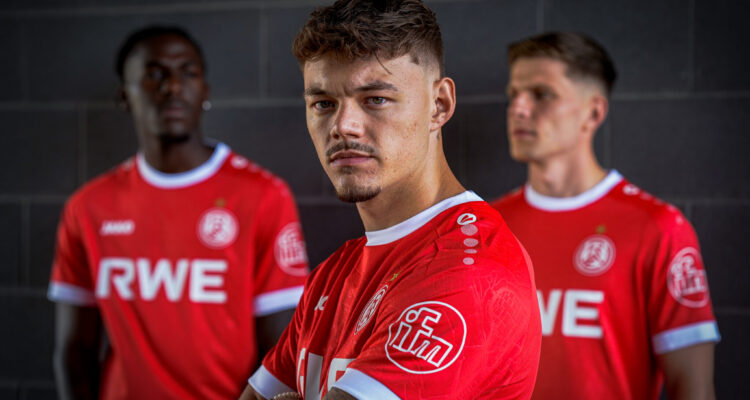 Rot-Weiss Essen thuisshirt 2026-2027