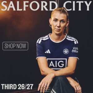 Salford City wisselt oranje voor blauw in derde shirt 2026-2027