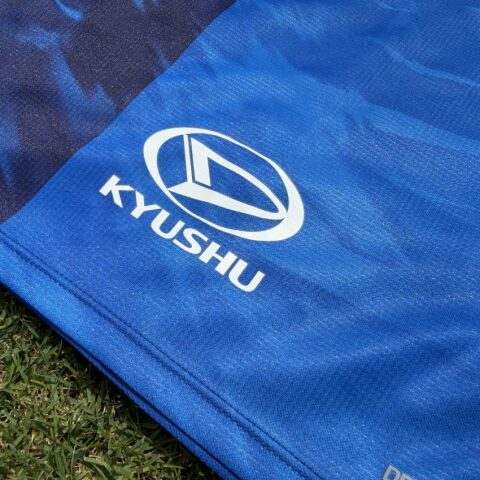 Oita Trinita thuisshirt 2026-2027