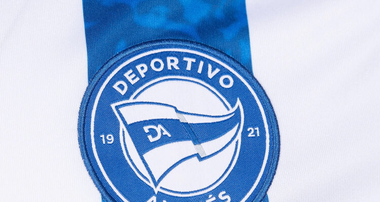 Alavés thuisshirt 2026-2027