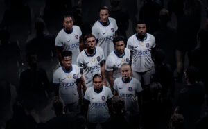 Witte leeuw waakt over Chelsea derde shirt 2026-2027