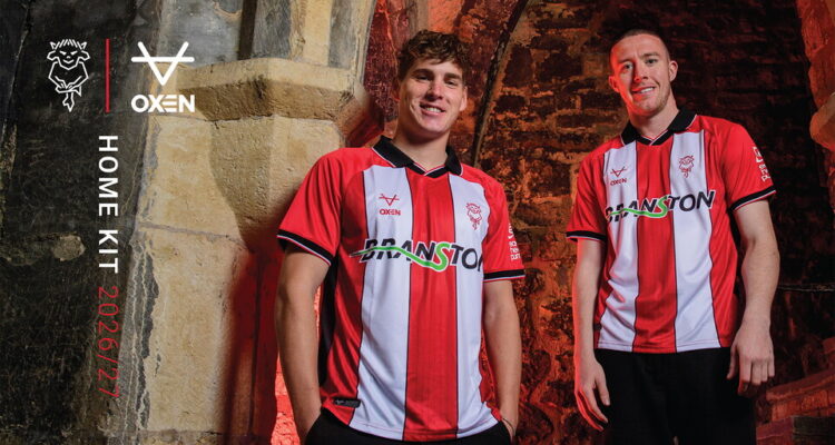 Lincoln City thuisshirt 2026-2027