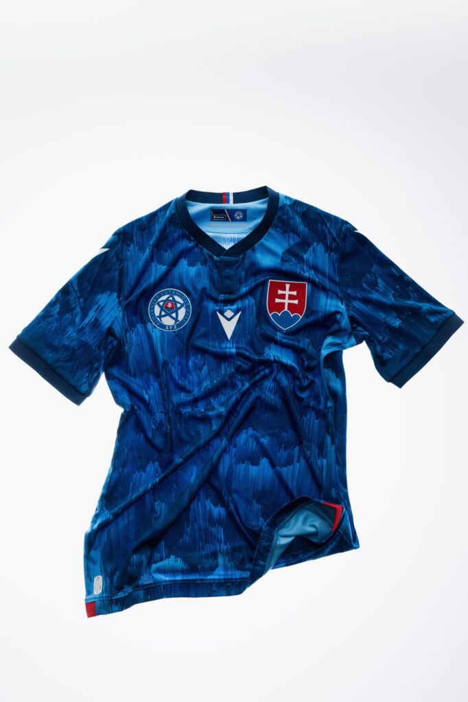 Slowakije thuisshirt 2026-2027