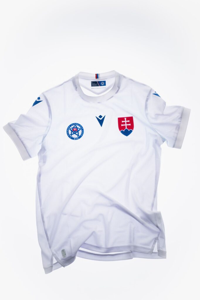Slowakije uitshirt 2026-2027